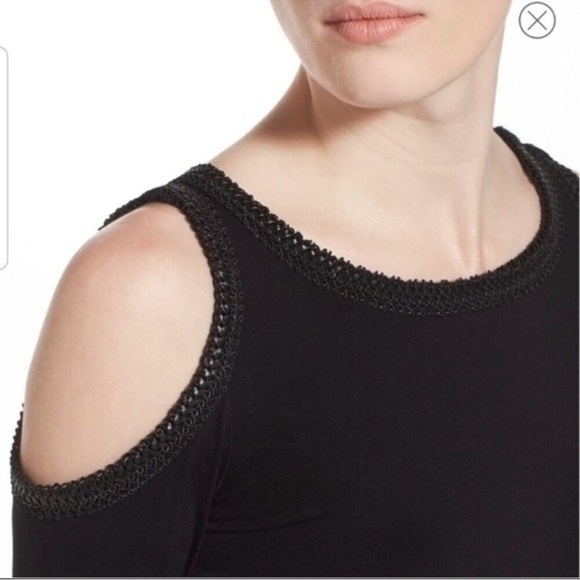 Anthropologie Bailey 44 Harlow Cold Shoulder Top Braided Trim Size XS Black - Picture 5 of 12